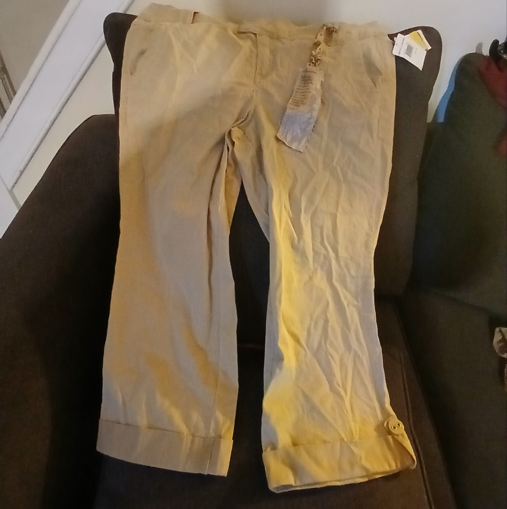 VTG Dept Of Peace Khaki Tan Cuffed Capri Sz 18W (072325D)